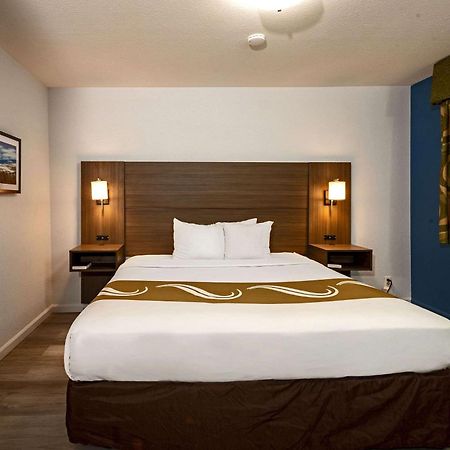 Quality Inn & Suites Tulare Dış mekan fotoğraf