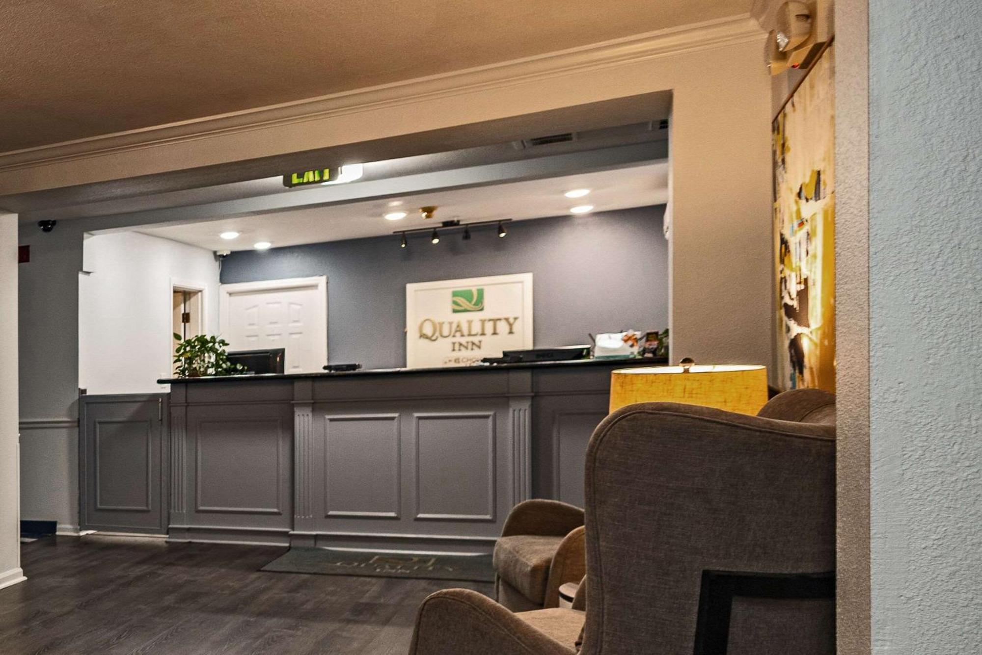 Quality Inn & Suites Tulare Dış mekan fotoğraf