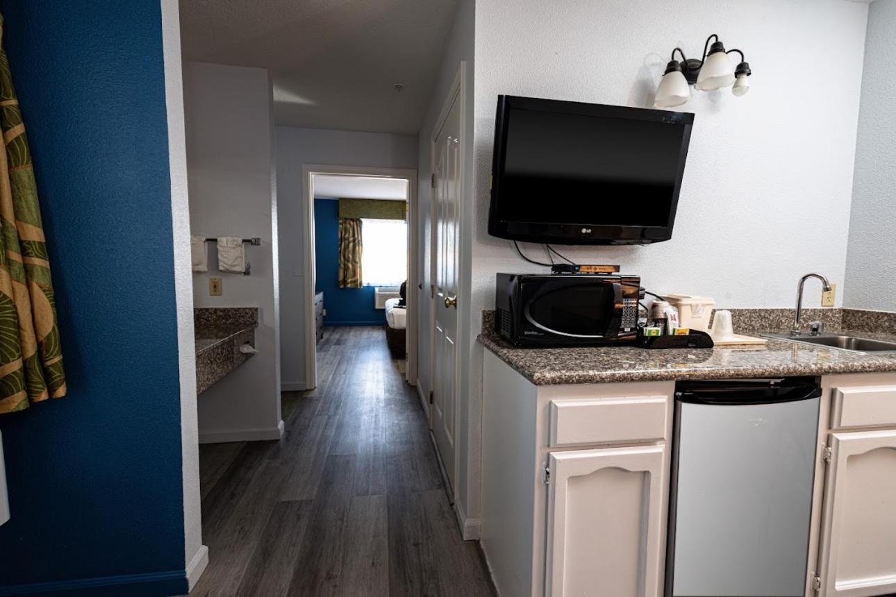 Quality Inn & Suites Tulare Dış mekan fotoğraf