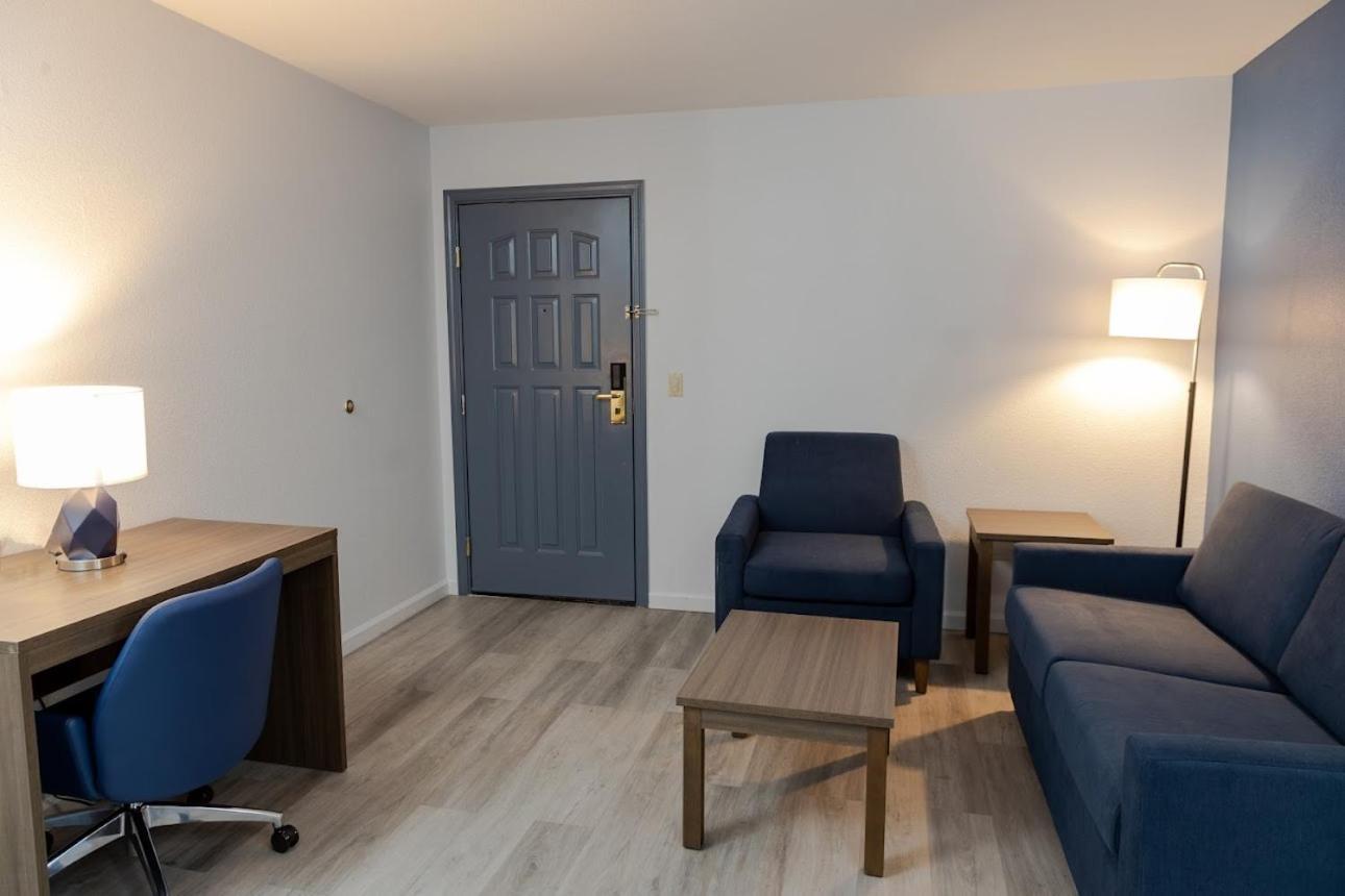 Quality Inn & Suites Tulare Dış mekan fotoğraf