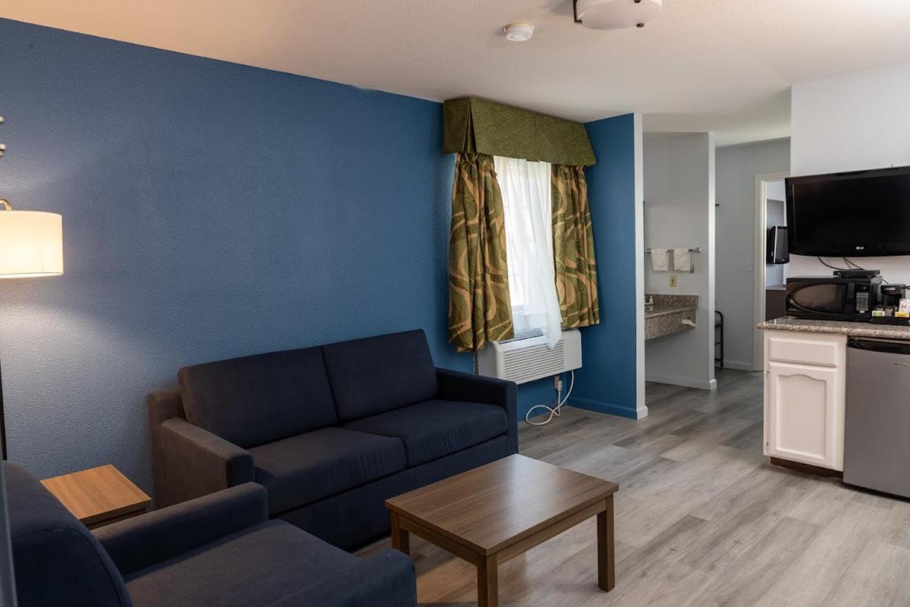 Quality Inn & Suites Tulare Dış mekan fotoğraf