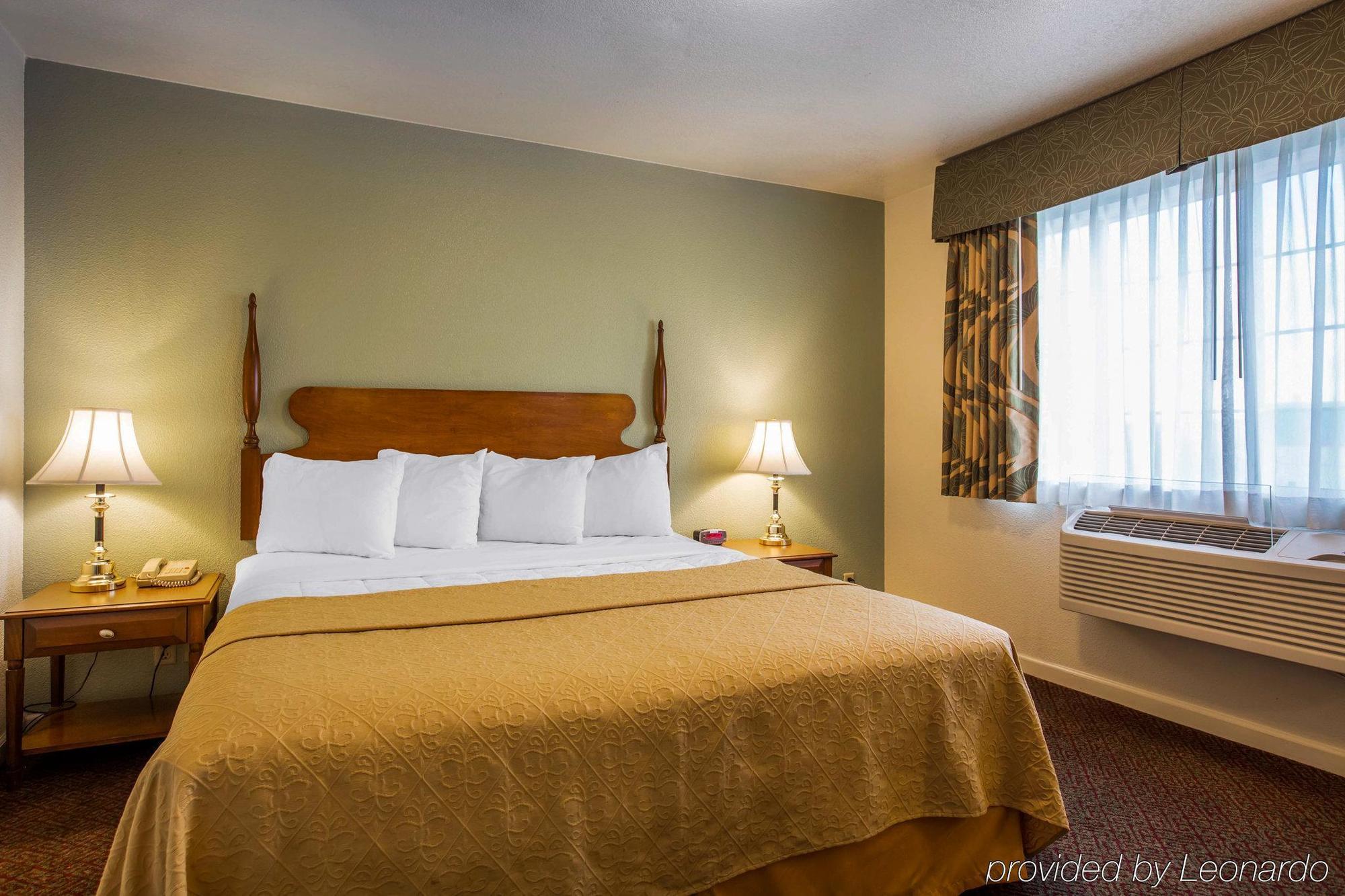 Quality Inn & Suites Tulare Dış mekan fotoğraf