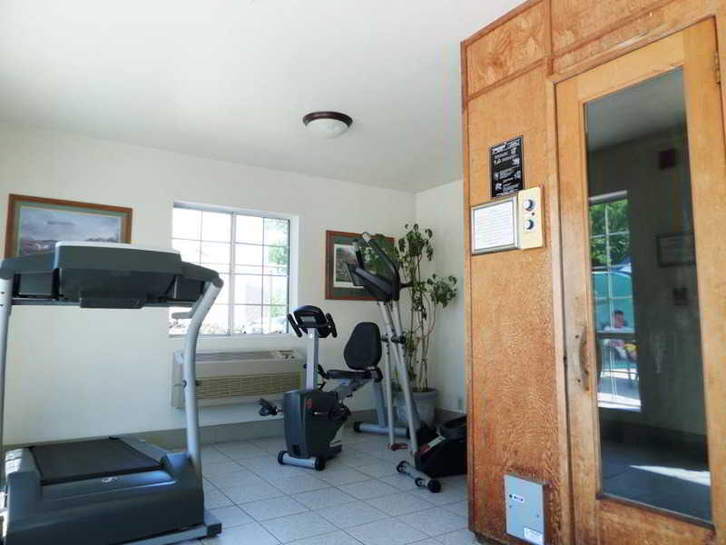 Quality Inn & Suites Tulare Dış mekan fotoğraf