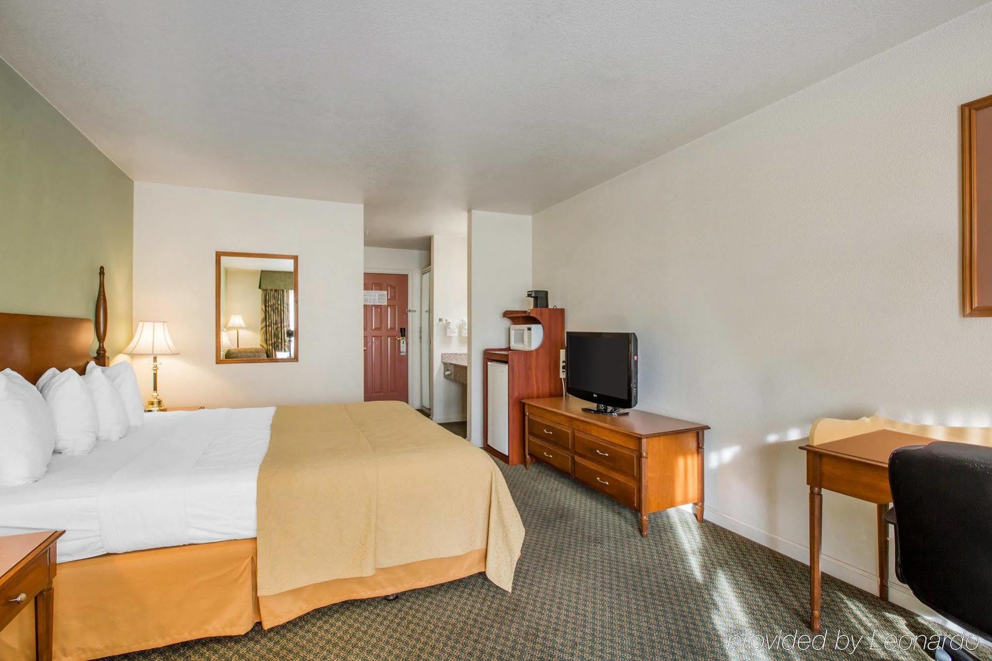 Quality Inn & Suites Tulare Dış mekan fotoğraf